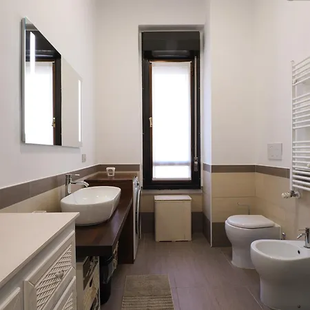 Apartment Mila Via Lecco *